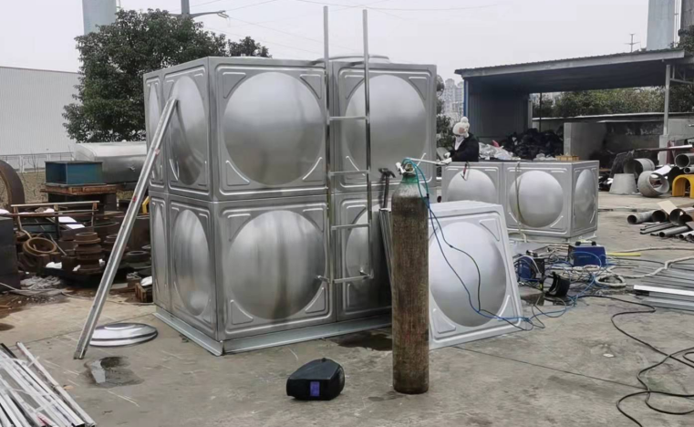 儋州组合式不锈钢水箱在日常生活使用中有哪些特点
