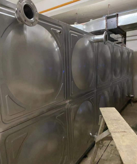 儋州日常维护不锈钢水箱的流程是怎样的